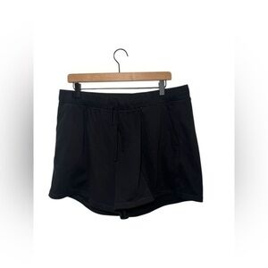 Old Navy Black Athletic Shorts Sleek and Versatile